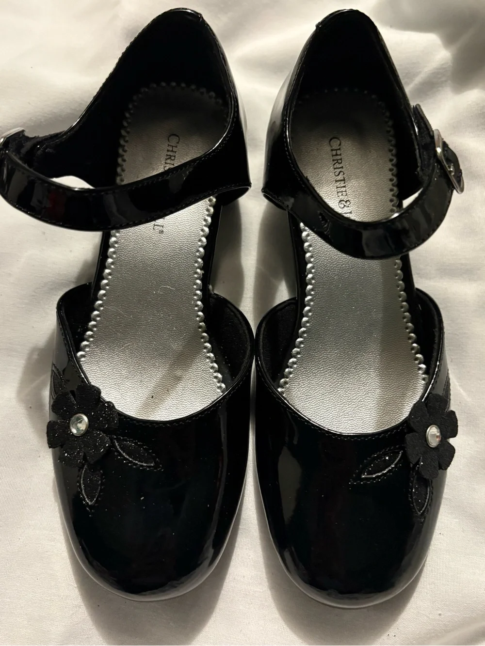 Girls' Black Patent Mary Jane Dress Shoes with Floral Accent